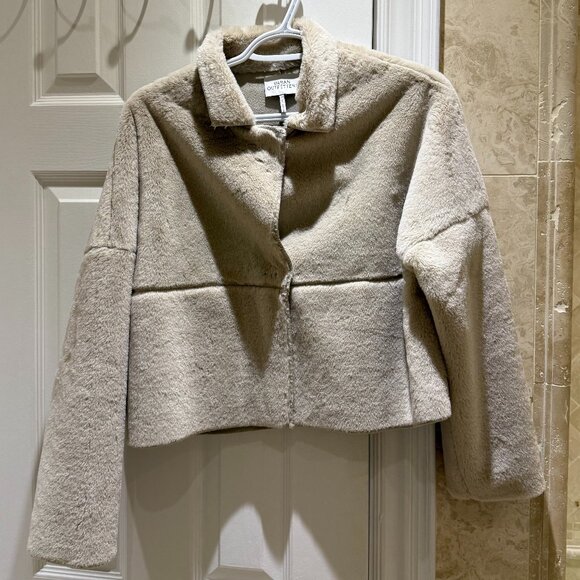 Urban Outfitters Faux Fur Jacket - Picture 5 of 8